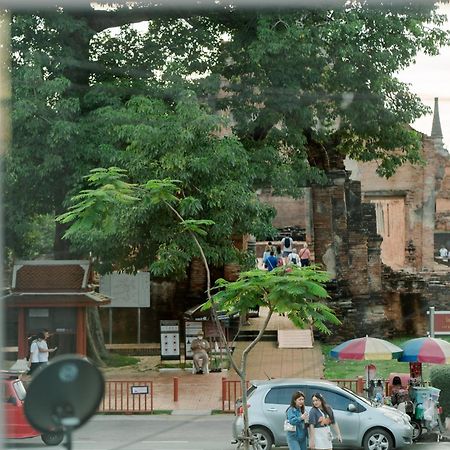Yimwhan House 01, Wat Ratchaburana Phra Nakhon Si Ayutthaya Exterior photo